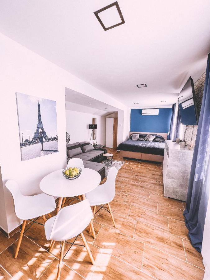 Unicorn Hrensko Appartement Buitenkant foto